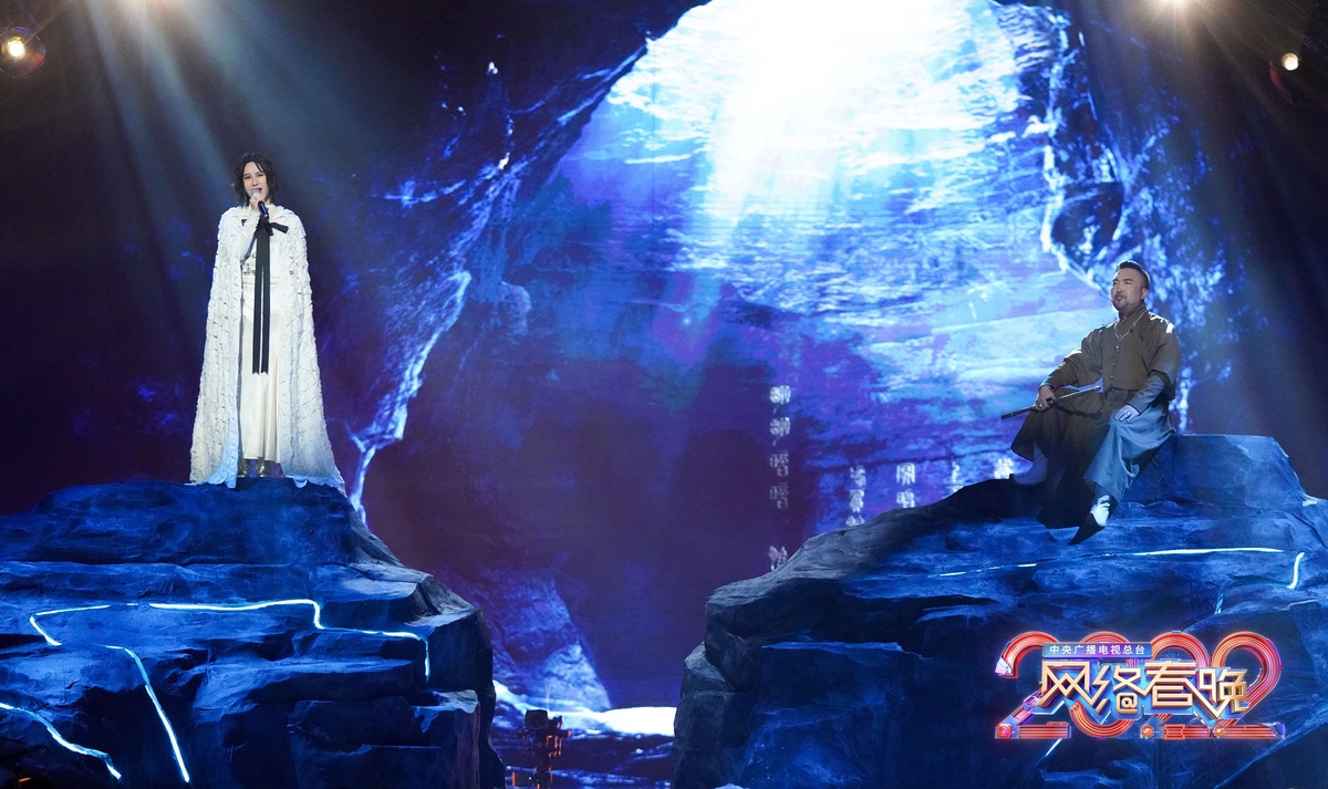 青春來(lái)襲！《總臺(tái)2022網(wǎng)絡(luò)春晚》吹響“開(kāi)新”集結(jié)號(hào)