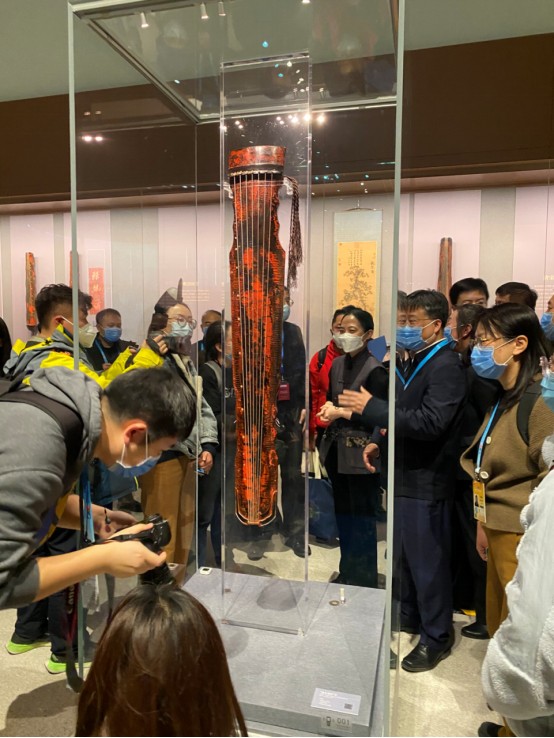 2022北京新聞中心再拆“驚喜盲盒” 中外記者探新館，走近“中華瑰寶”
