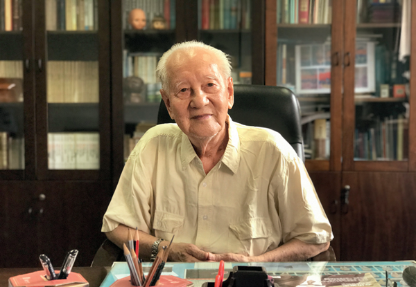 試問(wèn)大海碧波，何謂以身許國(guó)——專訪“中國(guó)核潛艇之父”黃旭華