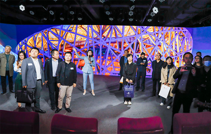 堅定信念，邁向未來——第三期“新形勢下管理教育新路徑探討暨人民學習機構運營中心合作洽談會”成功舉辦