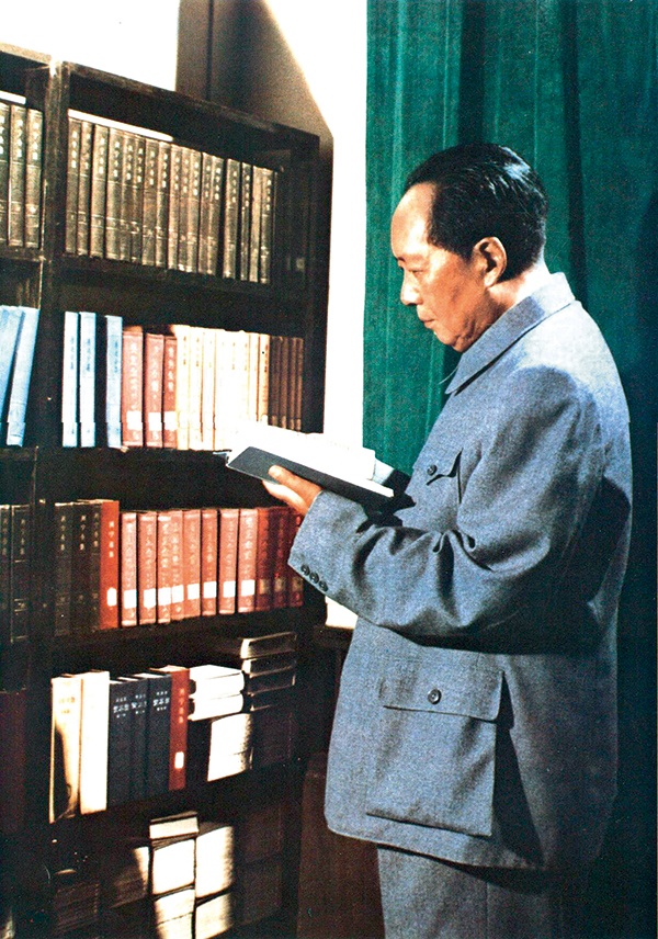 點(diǎn)評歷史人物，“往事越千年”