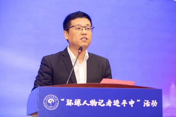 “環(huán)球人物記者校園行”系列活動首場活動在浙江省平湖中學啟動