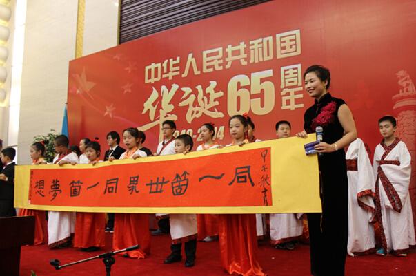 姚國(guó)友，做中國(guó)傳統(tǒng)書(shū)畫(huà)的傳承者